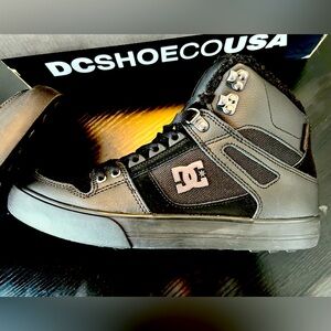 Men's Pure High-Top Winter Shoes- men’s size 10